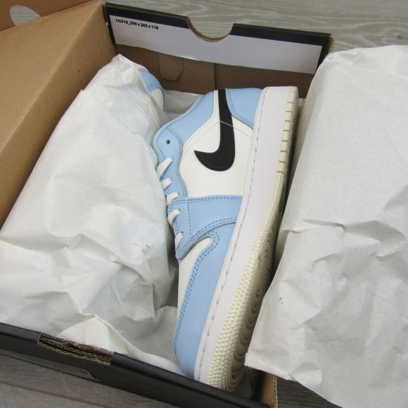Jordan 1 Low Ice Blue GS Size 6.5Y / Womens Size 8 Sneakers NEW - Picture 12 of 15